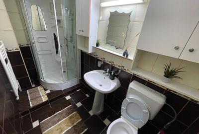 Apartament cu 3 camere decomandat în Central - 2