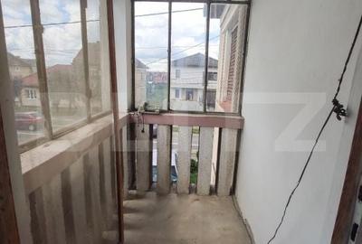 Casă cu 4 camere cu Teren 1100 Mp în Central