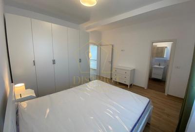 Casă cu 3 camere cu Canalizare în Giroc