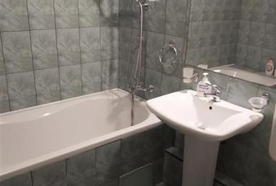 Apartament cu 2 camere decomandat în Apărătorii Patriei - 2