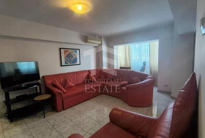 Apartament cu 3 camere semidecomandat în Panduri