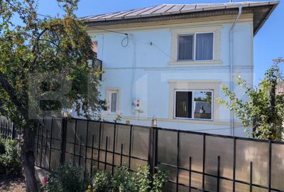 Casă cu 3 camere cu Teren 582 Mp în Văcărești