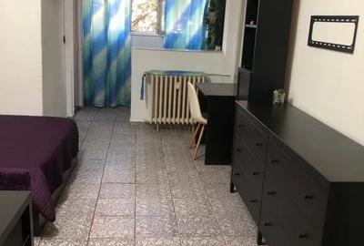 Garsonieră semidecomandată în Tei - 1