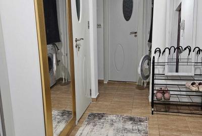 Apartament cu 2 camere decomandat în Berceni