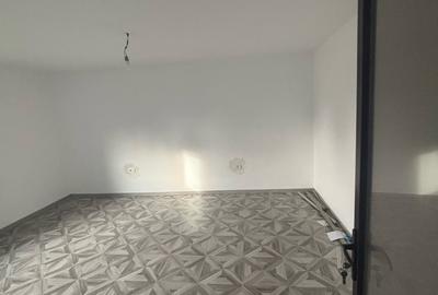 Casă cu 6 camere în Central - 2