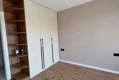 Apartament cu 3 camere semidecomandat, mobilat în Industriilor - 2