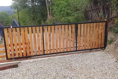 Casă cu 2 camere în Exterior Vest
