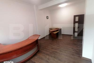 Spațiu comercial, de 58 mp, în Central - 1