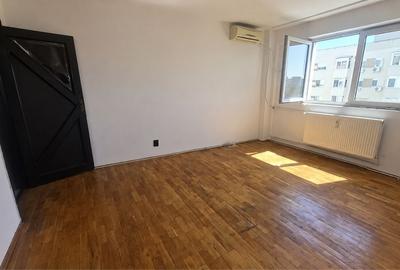 Apartament cu 2 camere semidecomandat în Pantelimon