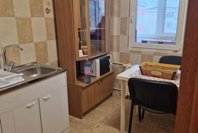 Apartament cu 2 camere semidecomandat în Lumina - 3