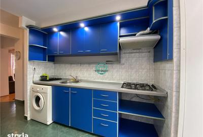 Apartament cu 3 camere decomandat, mobilat în 22 Decembrie 1989 - 1