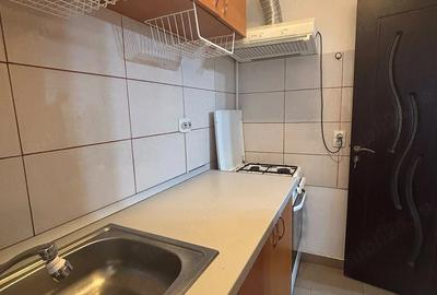 Garsonieră semidecomandată în Central