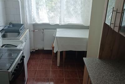 Apartament cu 2 camere semidecomandat în Dacia