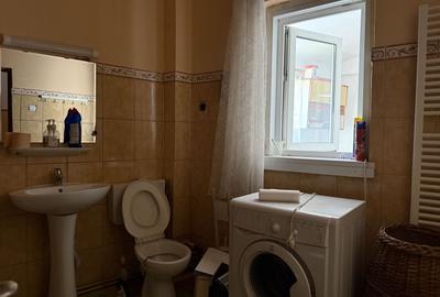 Apartament cu 4 camere semidecomandat, mobilat în Prelungirea Ferentari - 7