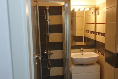 Apartament cu 2 camere decomandat în Crâng