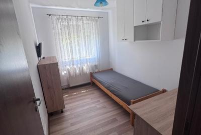 Apartament cu 3 camere semidecomandat în Iosefin