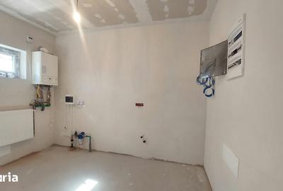 Casă cu 5 camere cu Teren 1000 Mp în Baciu