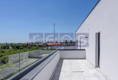 Penthouse cu 3 camere semidecomandat, mobilat în Băneasa