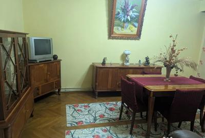 Apartament cu 4 camere decomandat în Ultracentral