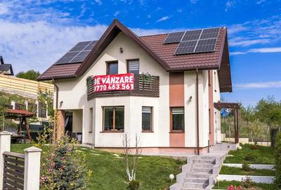 Casă cu Teren 380 Mp în Bârnova - 1