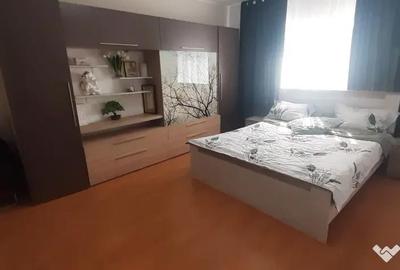 Apartament cu 2 camere decomandat în Republicii - 4