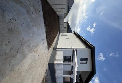 Casă cu 4 camere cu Teren 350 Mp în 1 Decembrie - 4