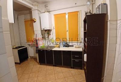 Apartament cu 3 camere circular în Universitate - 19