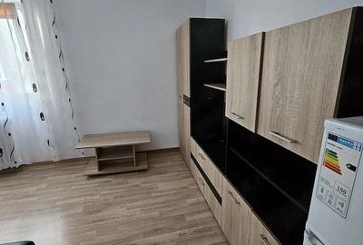 Garsonieră semidecomandată în Central