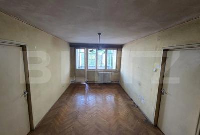 Apartament cu 2 camere semidecomandat în Tudor