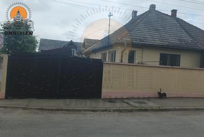 Casă individuală cu 6 camere cu Canalizare în Hărman - 1