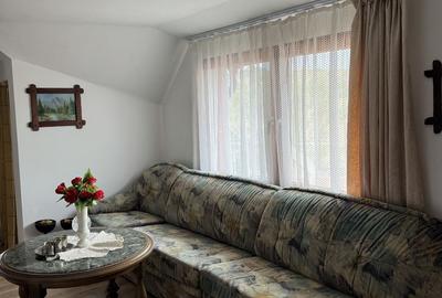 Casă cu 4 camere cu Teren 1752 Mp în Călățele