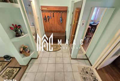 Apartament cu 3 camere decomandat în Ștrand
