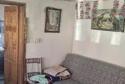 Casă cu 3 camere cu Teren 1421 Mp în Scundu - 1
