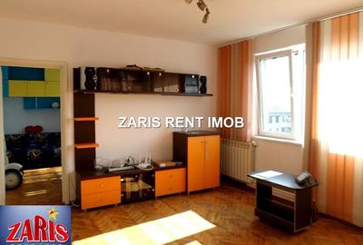 Apartament cu 3 camere semidecomandat în Republicii