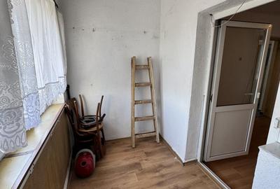 Apartament cu 2 camere decomandat în Malu Roșu - 9