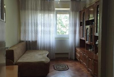Apartament cu 2 camere decomandat în Micro 38 - 2