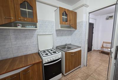 Apartament cu 3 camere decomandat în Dacia - 12
