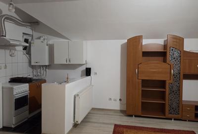 Garsonieră decomandată în Central - 5