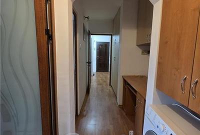 Apartament cu 3 camere decomandat, mobilat în Nicolina - 12