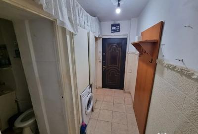 Apartament cu 2 camere semidecomandat în Km 4