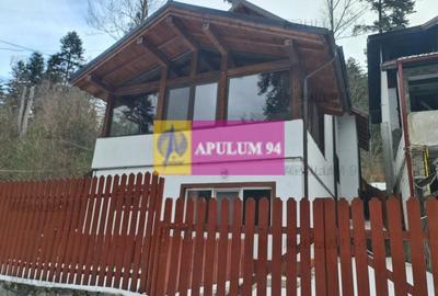 Casă individuală cu 9 camere cu Canalizare în Cumpătu