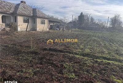 Casă cu 4 camere cu Teren 1550 Mp în Fulga - 4
