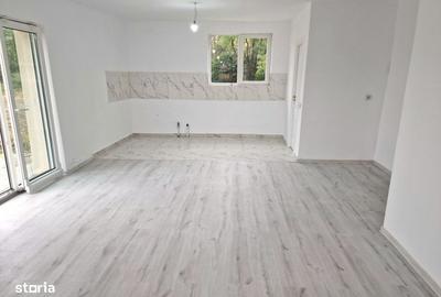 Casă cu 4 camere în Căianu