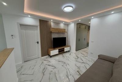 Apartament cu 2 camere decomandat, mobilat în Central