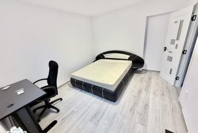Apartament cu 2 camere decomandat în Cornișa - 2