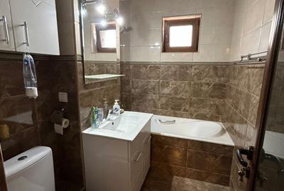 Apartament cu 3 camere decomandat, mobilat în Calarași 4 - 9