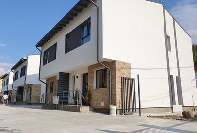Casă cu 3 camere cu Teren 160 Mp în Tunari - 1