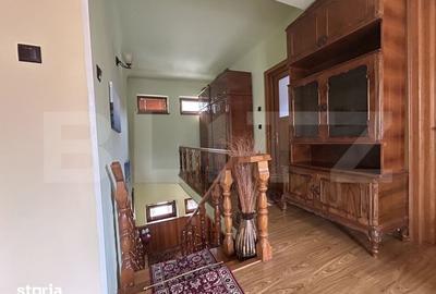 Casă cu 5 camere cu Teren 557 Mp în Central