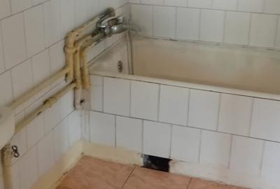 Casă individuală cu 4 camere cu Canalizare în Giulești - 4