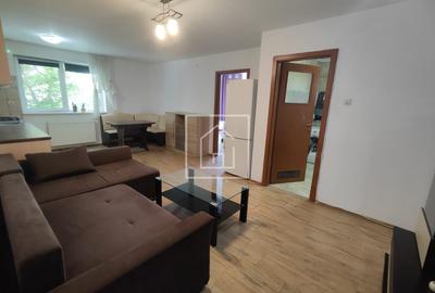 Apartament cu 2 camere semidecomandat, mobilat în Mihai Viteazul